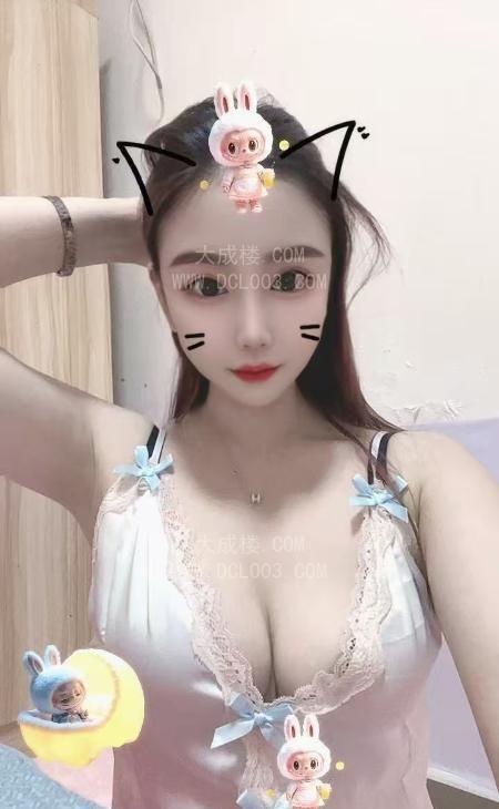武汉性感黑丝妹子