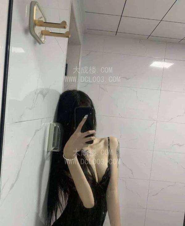 浦东比比会喷水纹身嫩妹