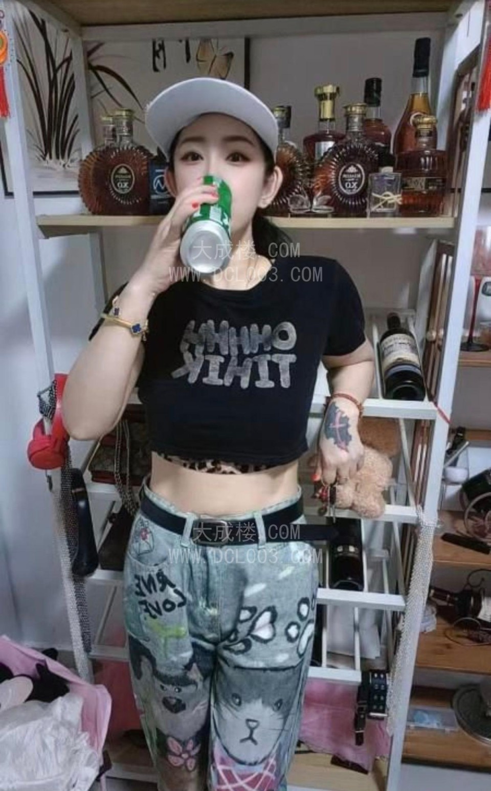 罗湖性感红酒妹