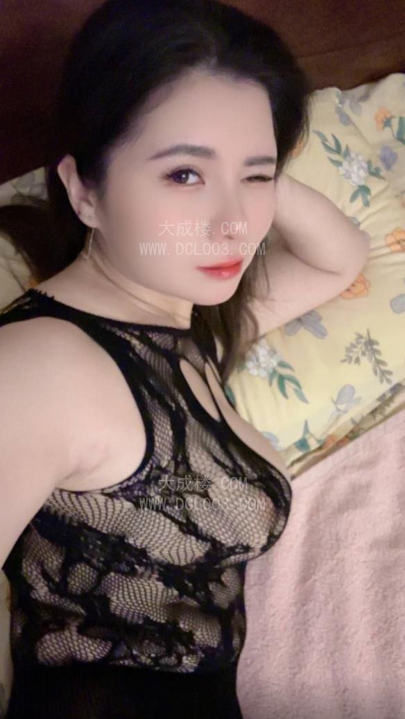 杭州胸器服务系少妇