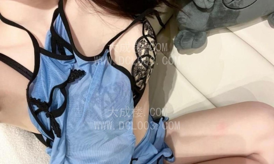武汉光谷风情旗袍小仙女