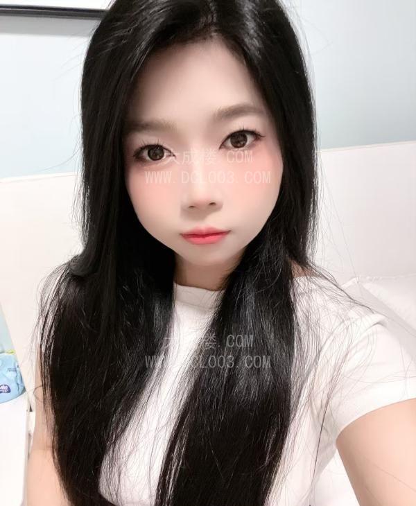 普陀大胸黑丝小姐姐
