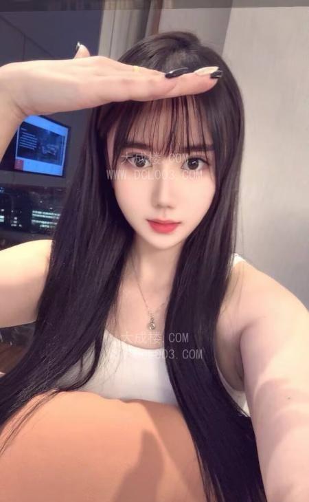 龙岗坂田舌吻小美女