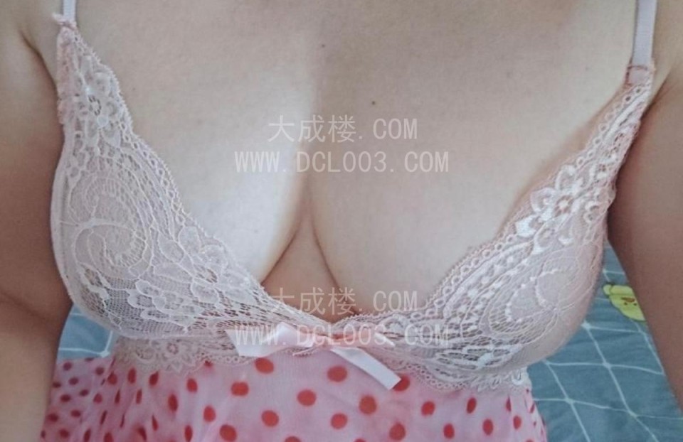 南京骚妇大奶大屁股