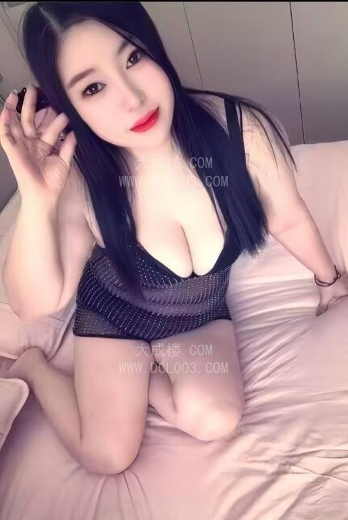 杭州风骚大奶少妇玫瑰
