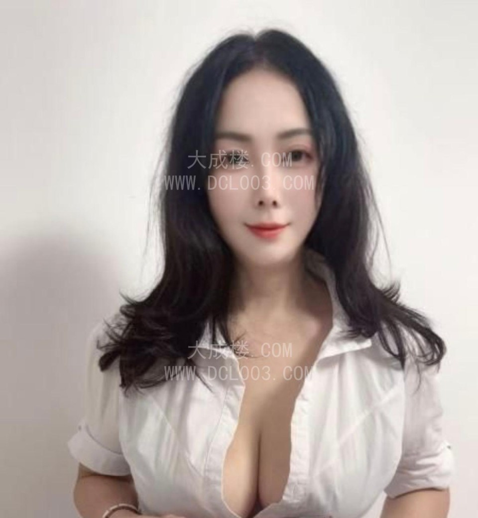 南昌肤白长腿大胸少妇