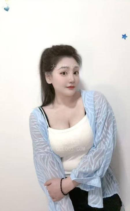 成都大奶老师糖糖