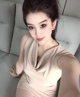 南开维吾尔族古丽娜扎