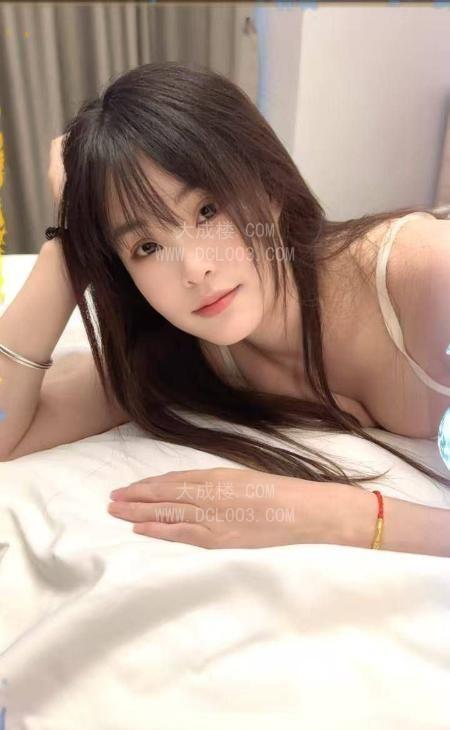 南京舌吻可爱嫩妹