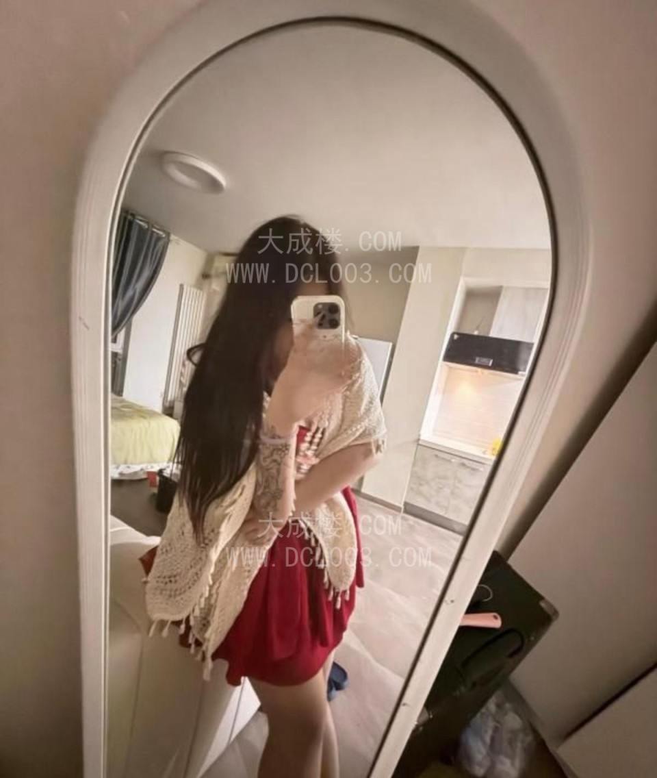朝阳可爱小胖妹