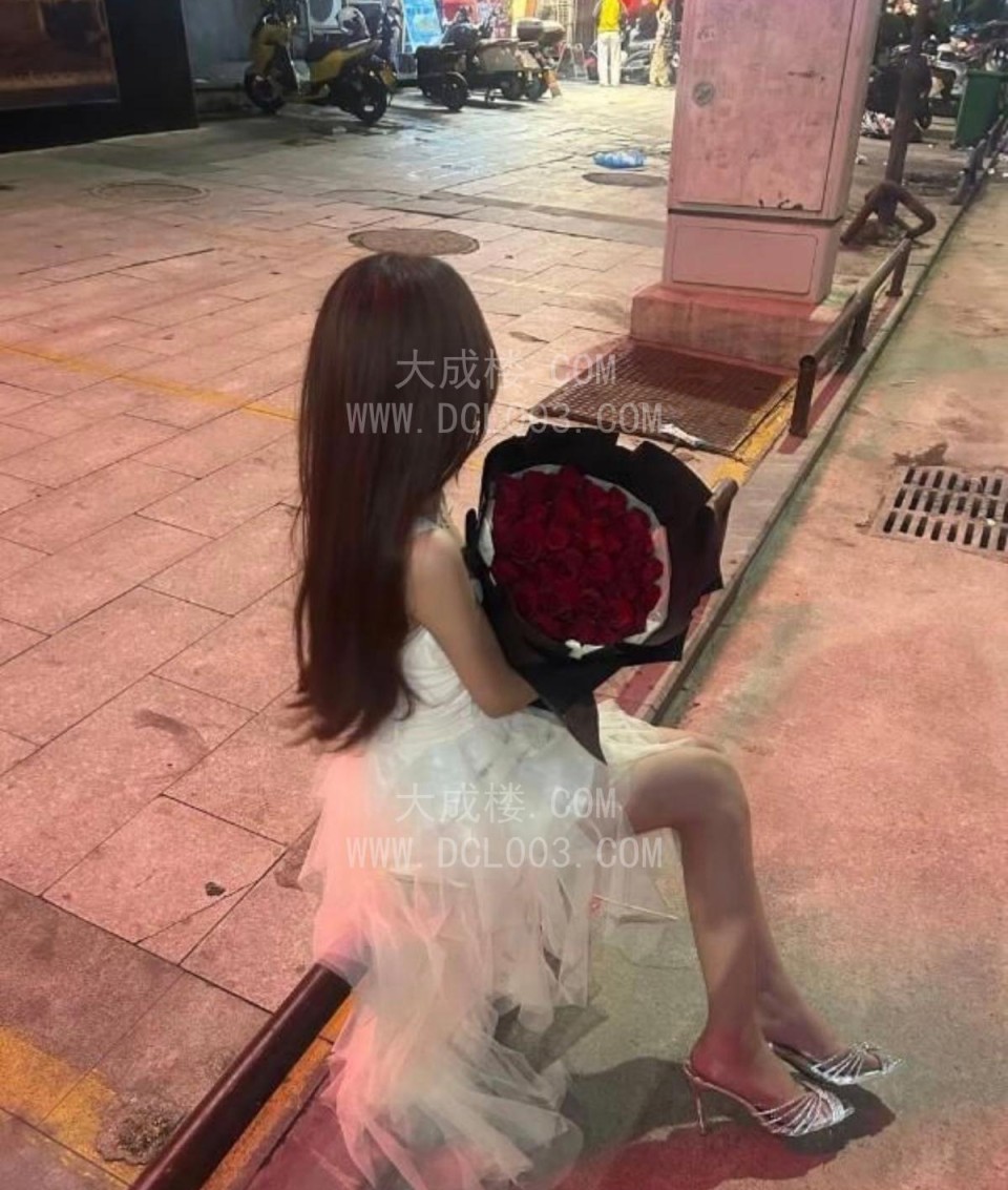 福州台江清纯颜值嫩妹