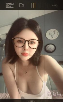 武汉光谷温柔大胸小姐姐