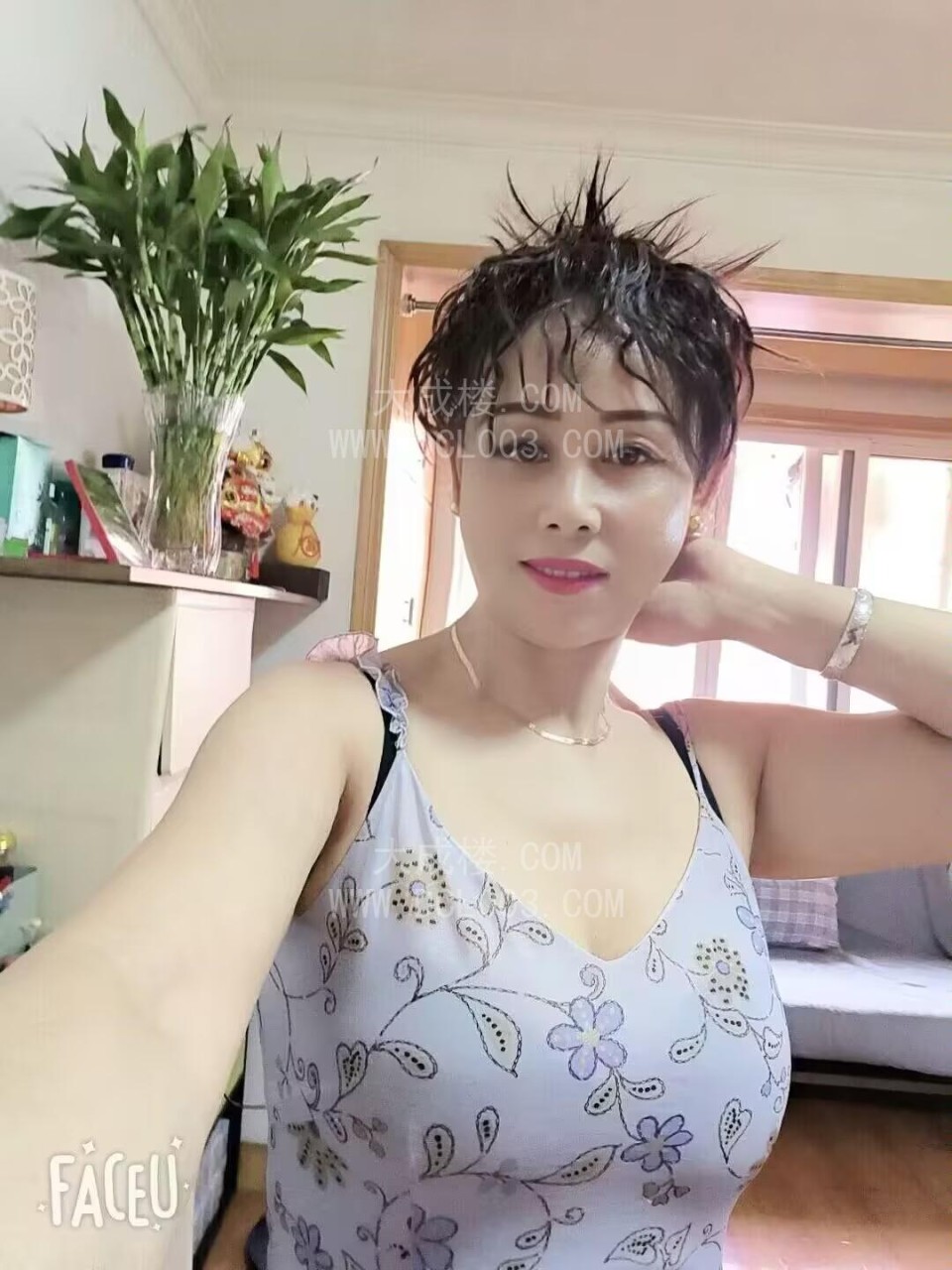 杨浦居家少妇静静