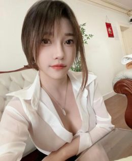 南山服务系粉嫩大胸南孙