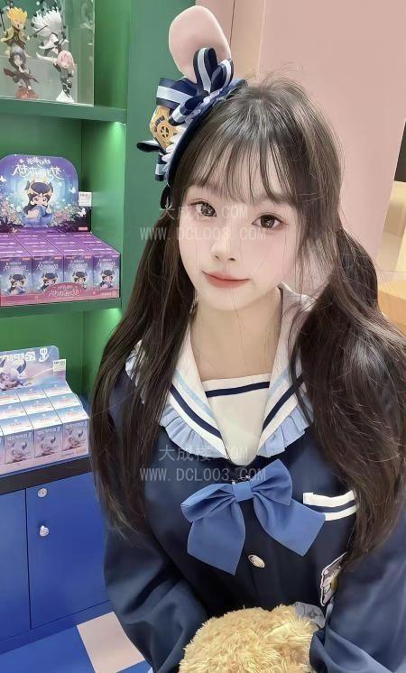 三点粉小嫩妹