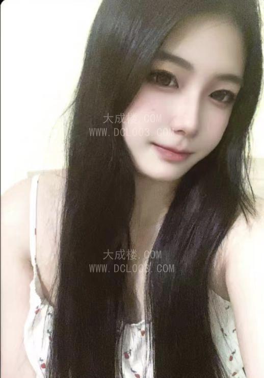 蜜桃臀妹子懒懒