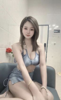 白云美艳大胸琪琪